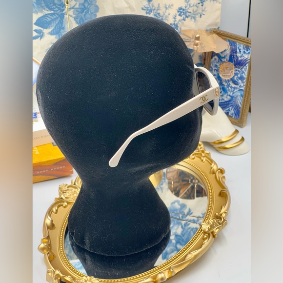 🆕 CHANEL 🧿 NWOT 5482-H Square Acetate Pearl CC Square Sunglasses, White - Picture 3 of 16